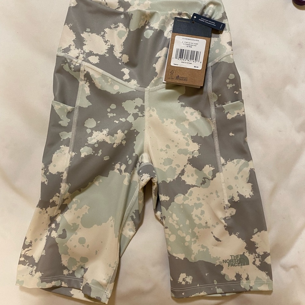 Nwt NEW The North Face High rise shorts motivation 9" grey gray green Small S